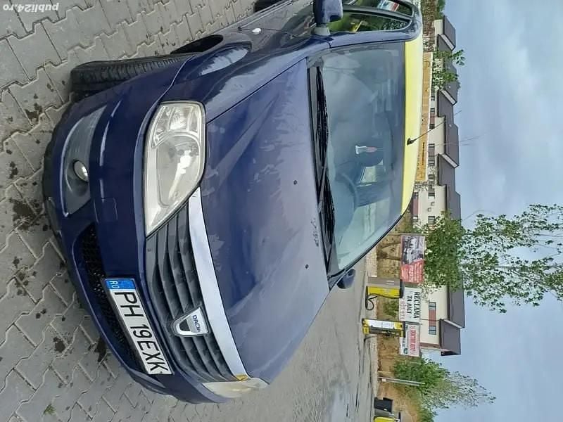 Utilizat 2011 Dacia Logan Berlinǎ | 950 EUR (Super Preț) - Imagine 1/4