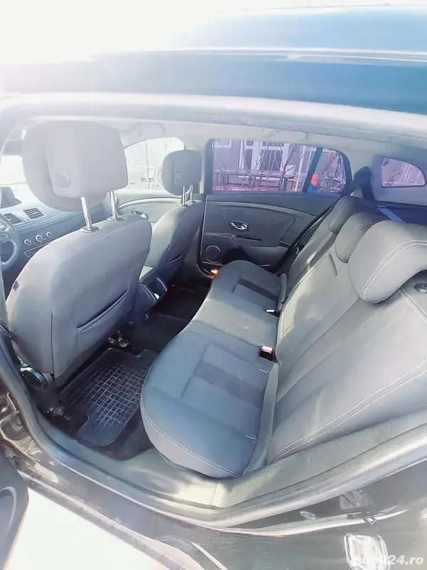 Second-hand Renault Mégane III Dynamique 110 CP (80 kW) 2010 Negru Break