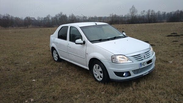 Alb Utilizat 2007 Dacia Logan Lauréate Berlinǎ | 1.800 EUR (Preț OK) - Imagine 1/4