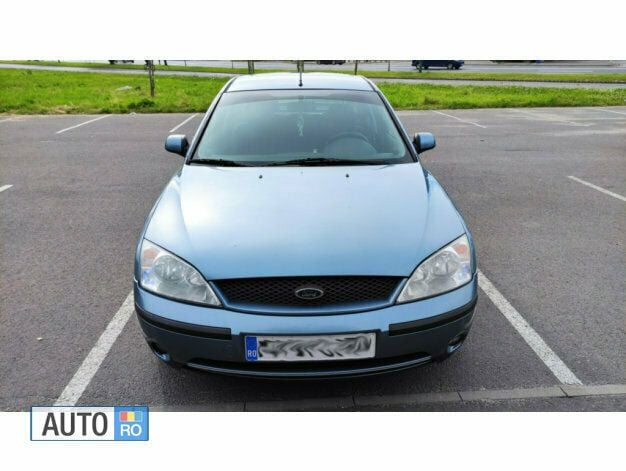 Second-hand Ford Mondeo 125 CP (91 kW) 2001 Albastru Hatchback
