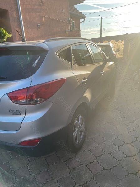 Utilizat 2011 Hyundai ix35 SUV | 7.200 EUR (Preț OK) - Imagine 1/3