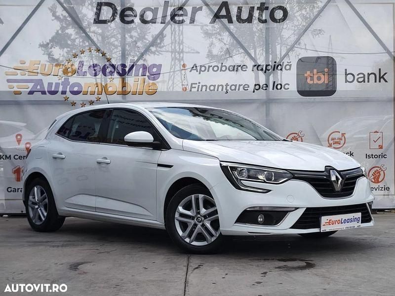 Culoarealb Utilizat 2021 Renault Mégane IV Life Hatchback | 11.490 EUR (Preț OK) - Imagine 1/4