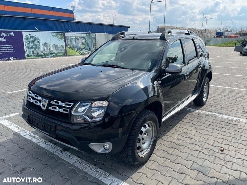 Negru Utilizat 2014 Dacia Duster Prestige SUV | 6.450 EUR (Preț OK) - Imagine 1/4