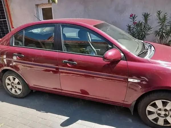 Utilizat 2007 Hyundai Accent Berlinǎ | 1.700 EUR - Imagine 1/4