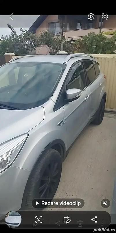 Argintiu Utilizat 2013 Ford Kuga SUV | 9.200 EUR (Preț OK) - Imagine 1/4