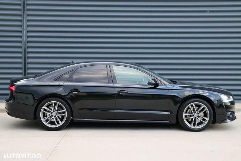 Culoarenegru Utilizat 2018 Audi A8 Berlinǎ | 22.499 EUR - Imagine 1/4