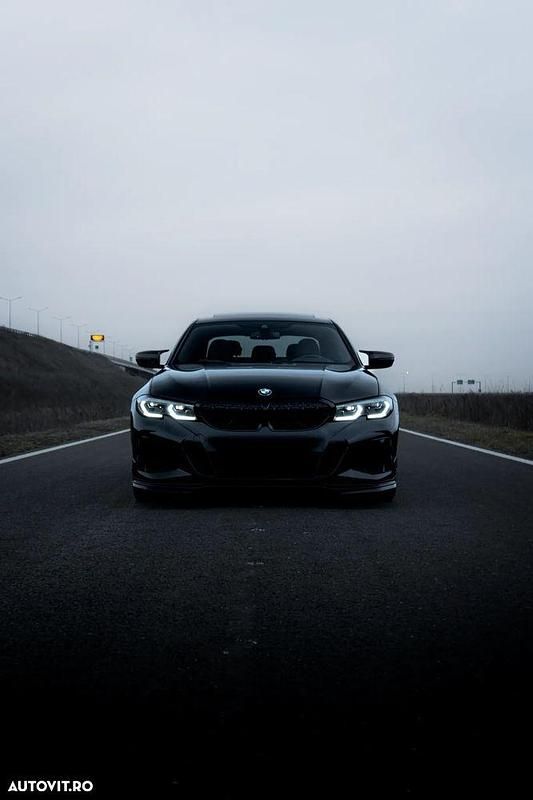Culoarenegru Utilizat 2019 BMW M3 Comfort Edition Berlinǎ | 42.900 EUR - Imagine 1/4