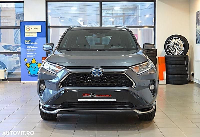 Second-hand Toyota RAV4 Hybrid Style 306 CP (225 kW) 2021 Culoaregri SUV