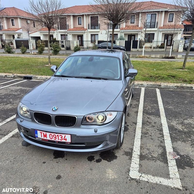 Second-hand BMW 123 Sport Line 204 CP (150 kW) 2009 Culoaregri Hatchback