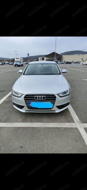 Utilizat 2012 Audi A4 Berlinǎ | 8.900 EUR - Imagine 1/4