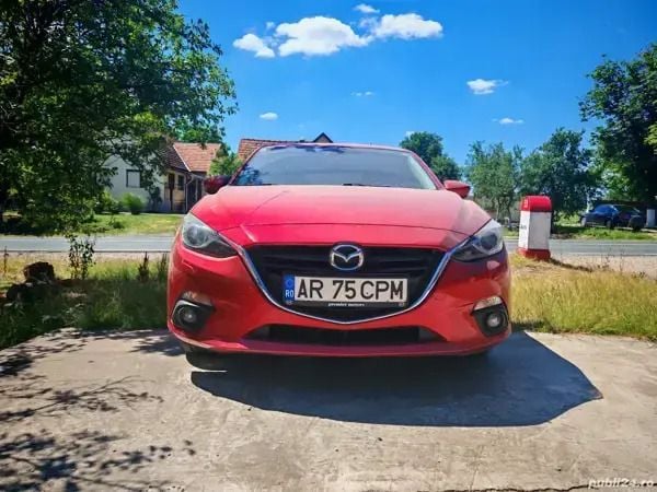 Utilizat 2014 Mazda 3 Hatchback | 12.300 EUR (Scump) - Imagine 1/4