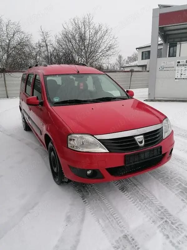 Rosu Second-hand 2009 Dacia Logan MCV Break | 3.150 EUR (Puțin scump) - Imagine 1/4