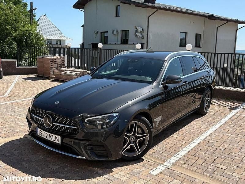 Culoaregri Utilizat 2021 Mercedes E300 Break | 25.000 EUR (Super Preț) - Imagine 1/4