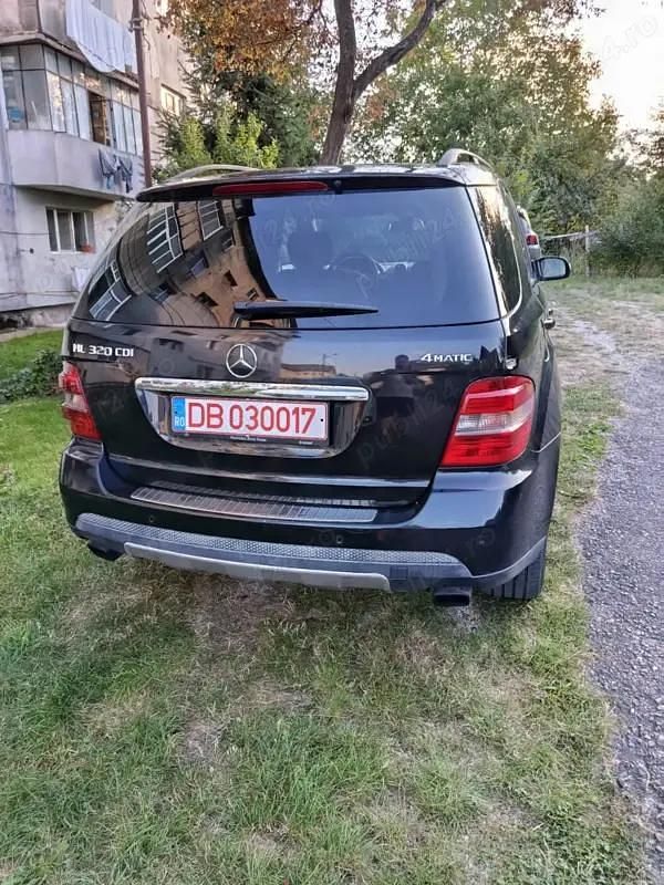 Utilizat 2009 Mercedes 320 Hatchback | 5.500 EUR - Imagine 1/4
