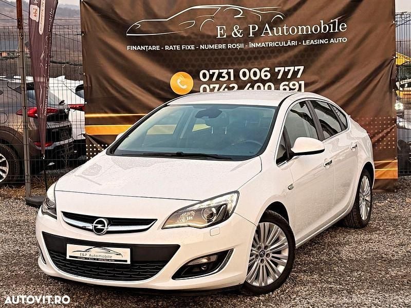 Second-hand Opel Astra 140 CP (102 kW) 2013 Culoarealb Berlinǎ