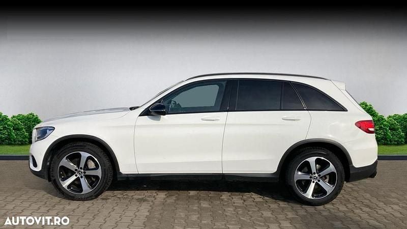 Second-hand Mercedes GLC250 211 CP (155 kW) 2018 Culoarealb SUV