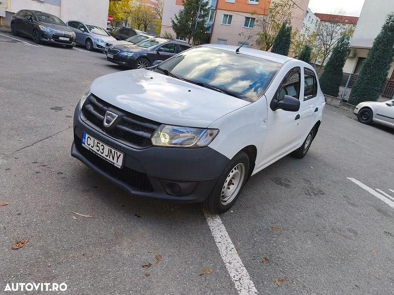 Culoarealb Utilizat 2013 Dacia Logan Berlinǎ | 3.300 EUR (Preț bun) - Imagine 1/4