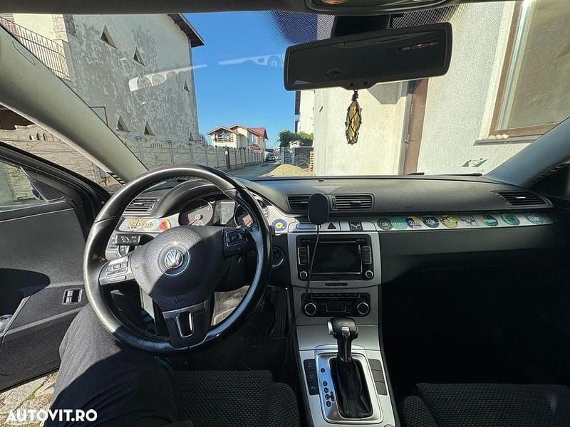 Second-hand VW Passat Comfortline 177 CP (130 kW) 2010 Culoarenegru Berlinǎ