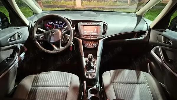 Utilizat 2017 Opel Zafira Tourer Monovolum | 9.200 EUR (Preț OK) - Imagine 1/4