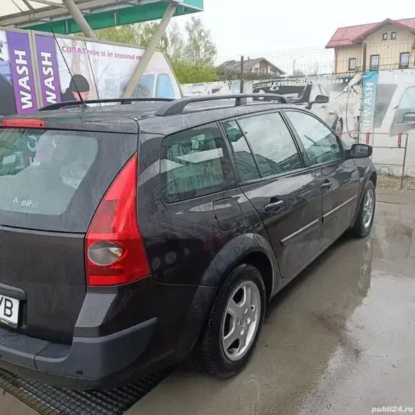 Utilizat 2004 Renault Mégane II Break | 1.650 EUR (Preț OK) - Imagine 1/4