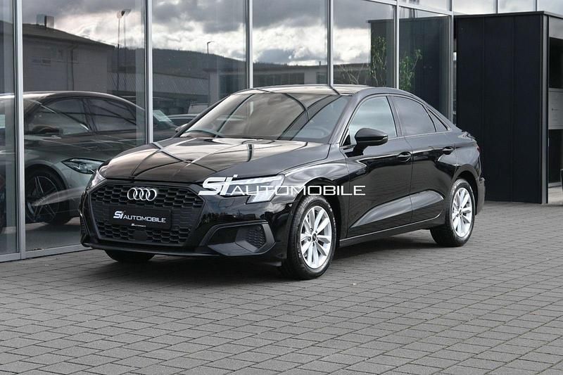 Second-hand Audi A3 Sport 150 CP (110 kW) 2023 Negru Berlinǎ