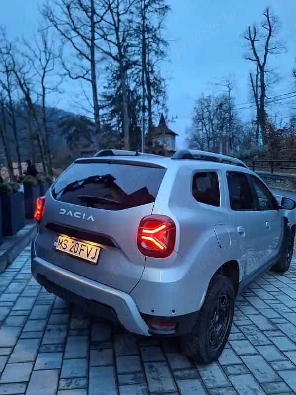 Second-hand Dacia Duster Prestige 116 CP (85 kW) 2019 Argintiu SUV