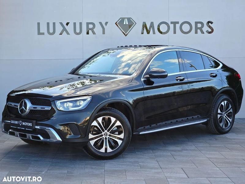 Culoarenegru Utilizat 2020 Mercedes GLC220 SUV | 42.979 EUR (Scump) - Imagine 1/4