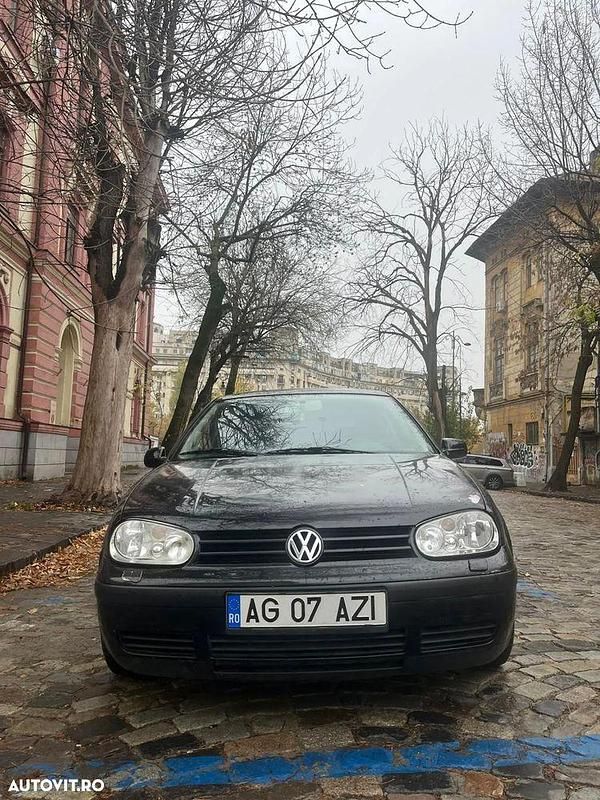 Culoarenegru Utilizat 2001 VW Golf IV Hatchback | 1.000 EUR (Preț bun) - Imagine 1/4