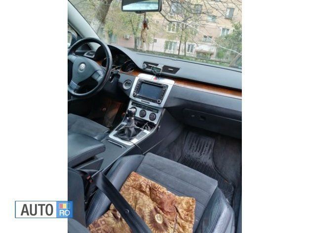 Negru Utilizat 2007 VW Passat Berlinǎ | 3.950 EUR (Preț OK) - Imagine 1/3