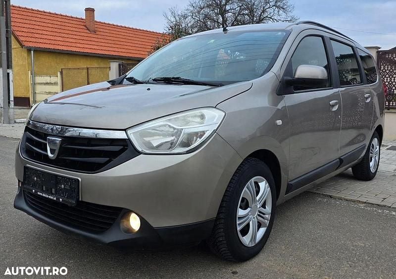 Second-hand Dacia Lodgy Prestige 109 CP (80 kW) 2013 Culoaregalbeuriu Monovolum