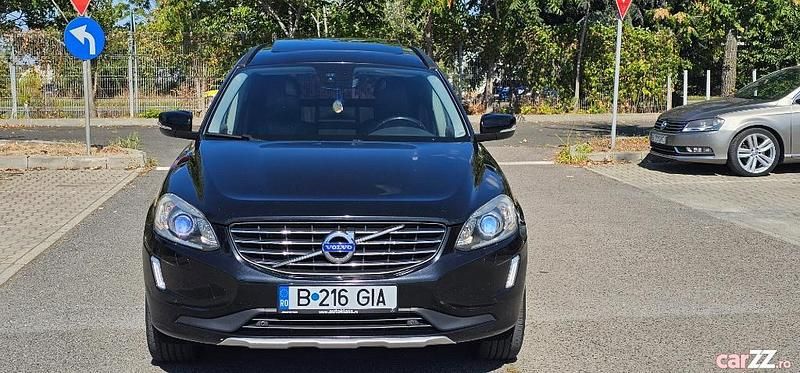 Negru Utilizat 2015 Volvo XC60 Summum SUV | 11.500 EUR (Preț bun) - Imagine 1/4