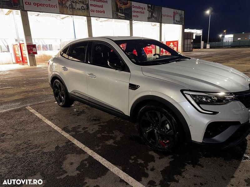 Second-hand Renault Arkana RS Line 140 CP (102 kW) 2023 Culoarealb SUV