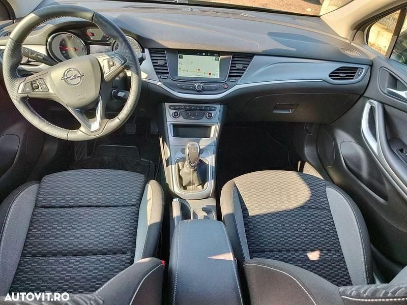 Second-hand Opel Astra Business Elegance 145 CP (106 kW) 2020 Culoarealb Break