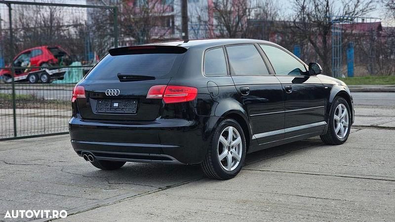 Second-hand Audi A3 S-Line 125 CP (91 kW) 2009 Culoarenegru Hatchback