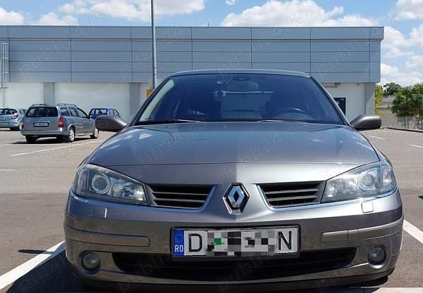 Utilizat 2006 Renault Laguna II Hatchback | 2.950 EUR - Imagine 1/4