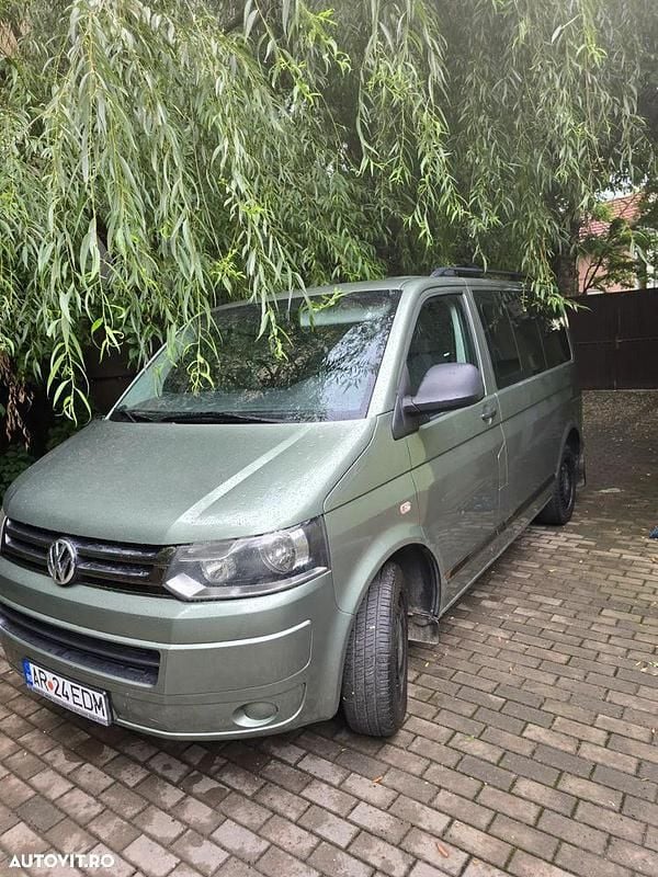 Verde Utilizat 2010 VW T5 Van | 10.000 EUR (Preț OK) - Imagine 1/4