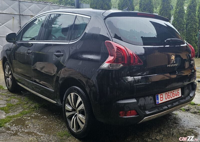 Negru Utilizat 2015 Peugeot 3008 Allure SUV | 7.500 EUR (Super Preț) - Imagine 1/4