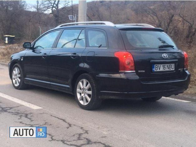 Second-hand Toyota Avensis 116 CP (85 kW) 2004 Negru Break