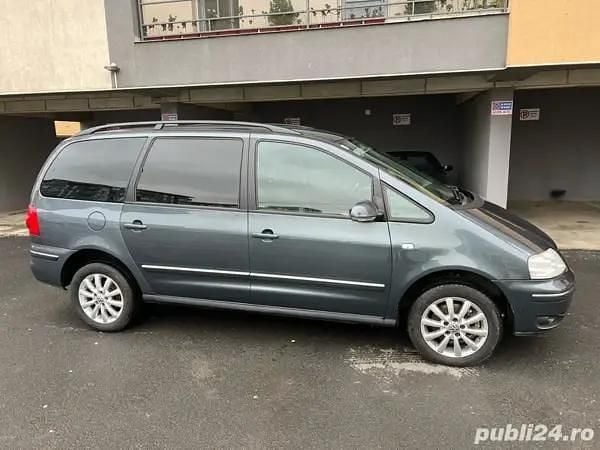 Gri Utilizat 2008 VW Sharan Monovolum | 3.900 EUR (Preț OK) - Imagine 1/4