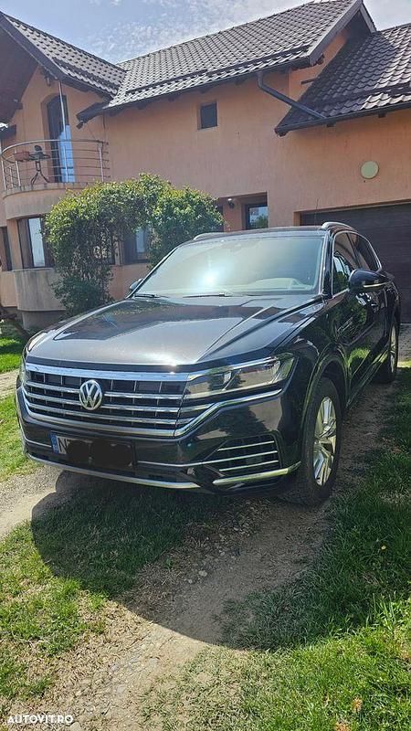Negru Utilizat 2019 VW Touareg SUV | 28.900 EUR (Preț bun) - Imagine 1/4