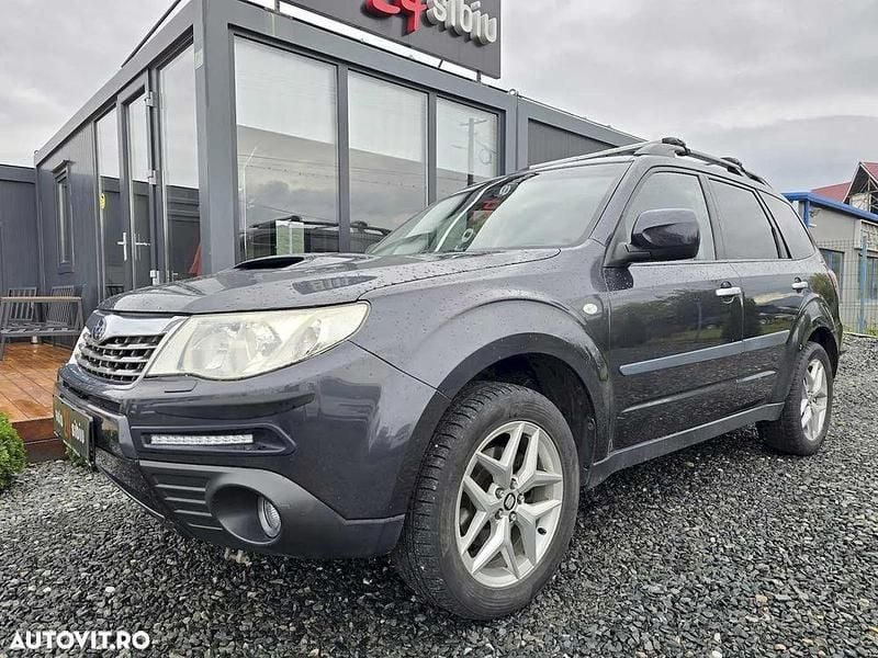 Culoaregri Utilizat 2009 Subaru Forester SUV | 4.800 EUR (Preț OK) - Imagine 1/4