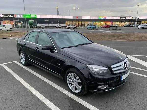 Negru Utilizat 2009 Mercedes C220 Avantgarde Berlinǎ | 5.150 EUR - Imagine 1/4