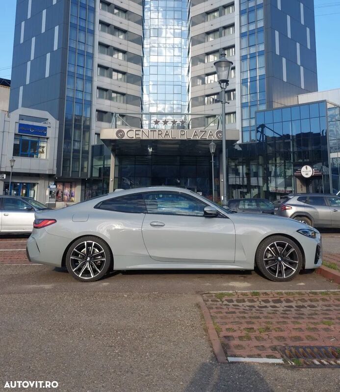 Gri Utilizat 2023 BMW 420 M Sport Coupe | 45.000 EUR - Imagine 1/4