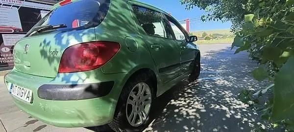 Utilizat 2001 Peugeot 307 Hatchback | 1.500 EUR - Imagine 1/4