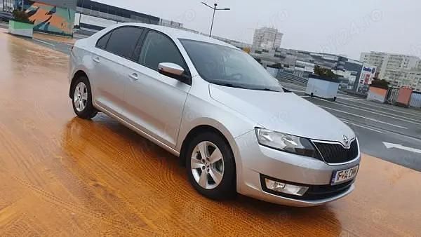 Second-hand Skoda Rapid Style 110 CP (80 kW) 2016 Culoareargint Hatchback