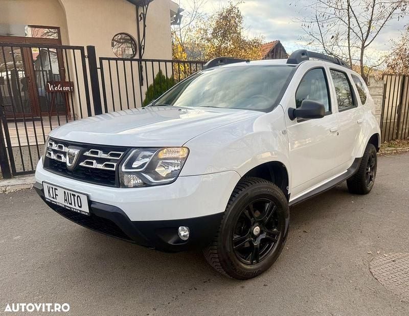 Culoarealb Utilizat 2017 Dacia Duster Essentiel SUV | 7.999 EUR (Super Preț) - Imagine 1/4