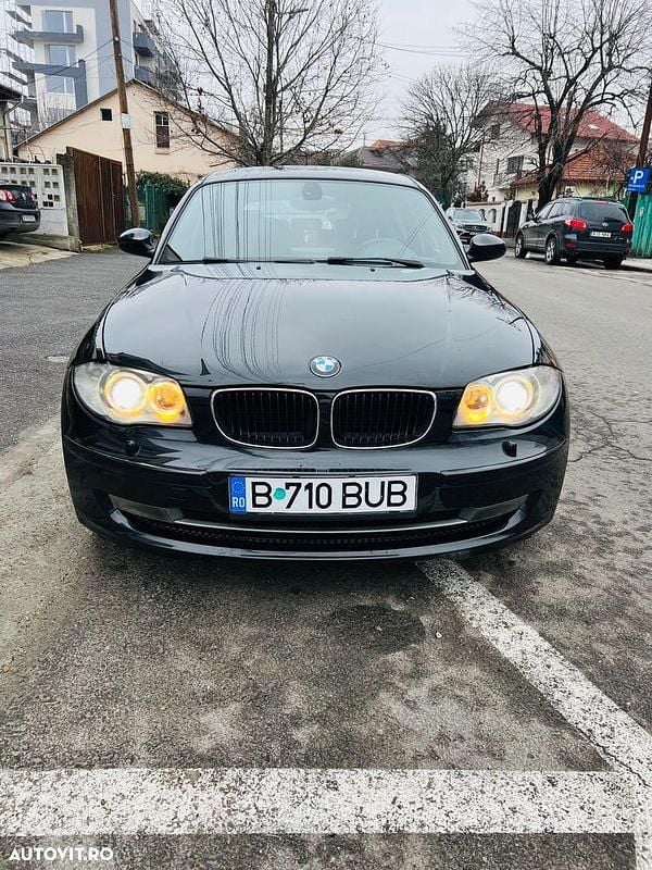 Second-hand BMW 118 143 CP (105 kW) 2008 Culoarenegru Hatchback