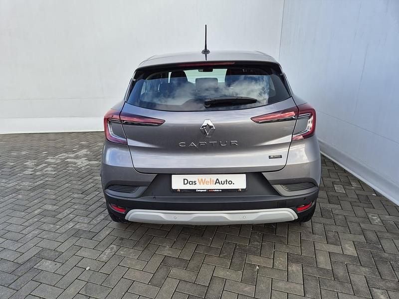 Second-hand Renault Captur Engineered 160 CP (117 kW) 2023 Gri mediu  normal SUV