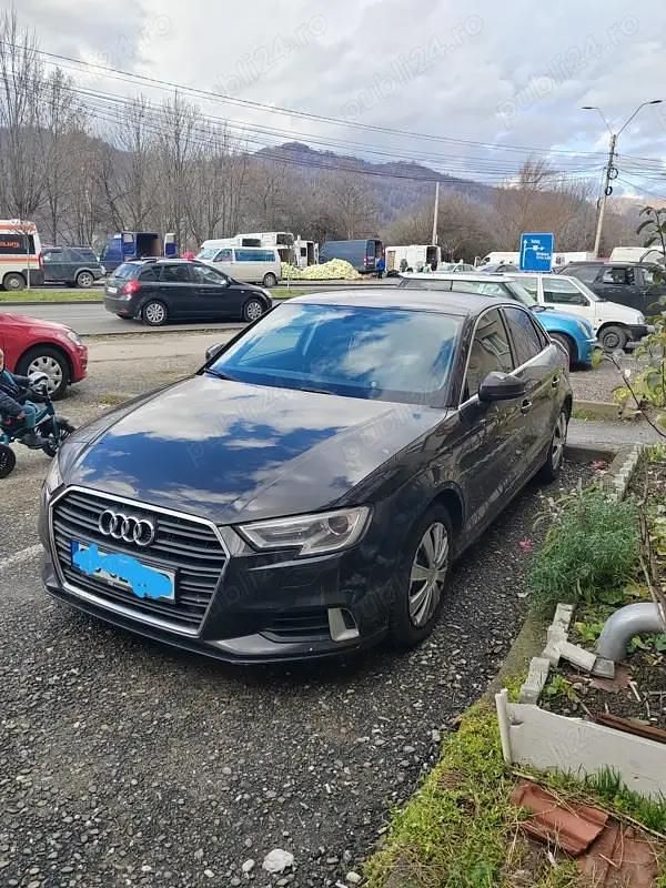 Utilizat 2017 Audi A3 Berlinǎ | 10.250 EUR (Super Preț) - Imagine 1/4