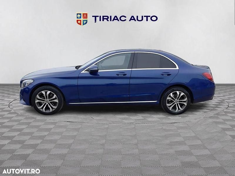 Second-hand Mercedes C200 183 CP (134 kW) 2018 Culoarealbastru Berlinǎ